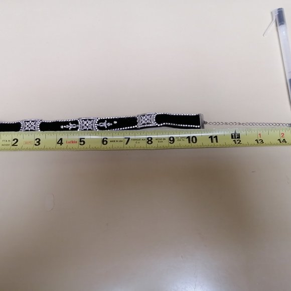 Choker and Bracelet - Picture 6 of 6